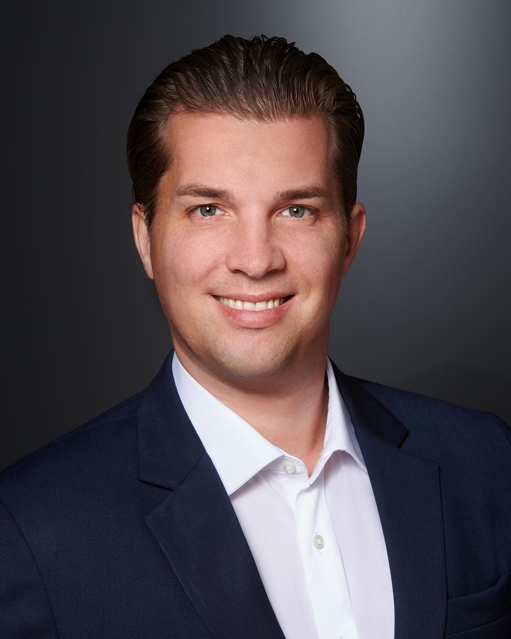 https://www.pflegehelden.de/wp-content/uploads/2018/12/230207_Ludwig_Tim_5526_web.jpg