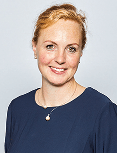 https://www.pflegehelden.de/wp-content/uploads/2018/12/Hamburg_Lueneburg_Ira_Ludewigs-1.png