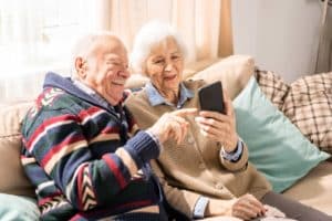 Pflegehelden Ratgeber Senioren Smartphone